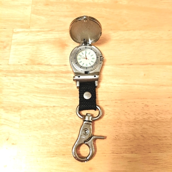 Rare vintage Golf watch carabiner flip open  silver retro watch green & red face - Picture 12 of 16